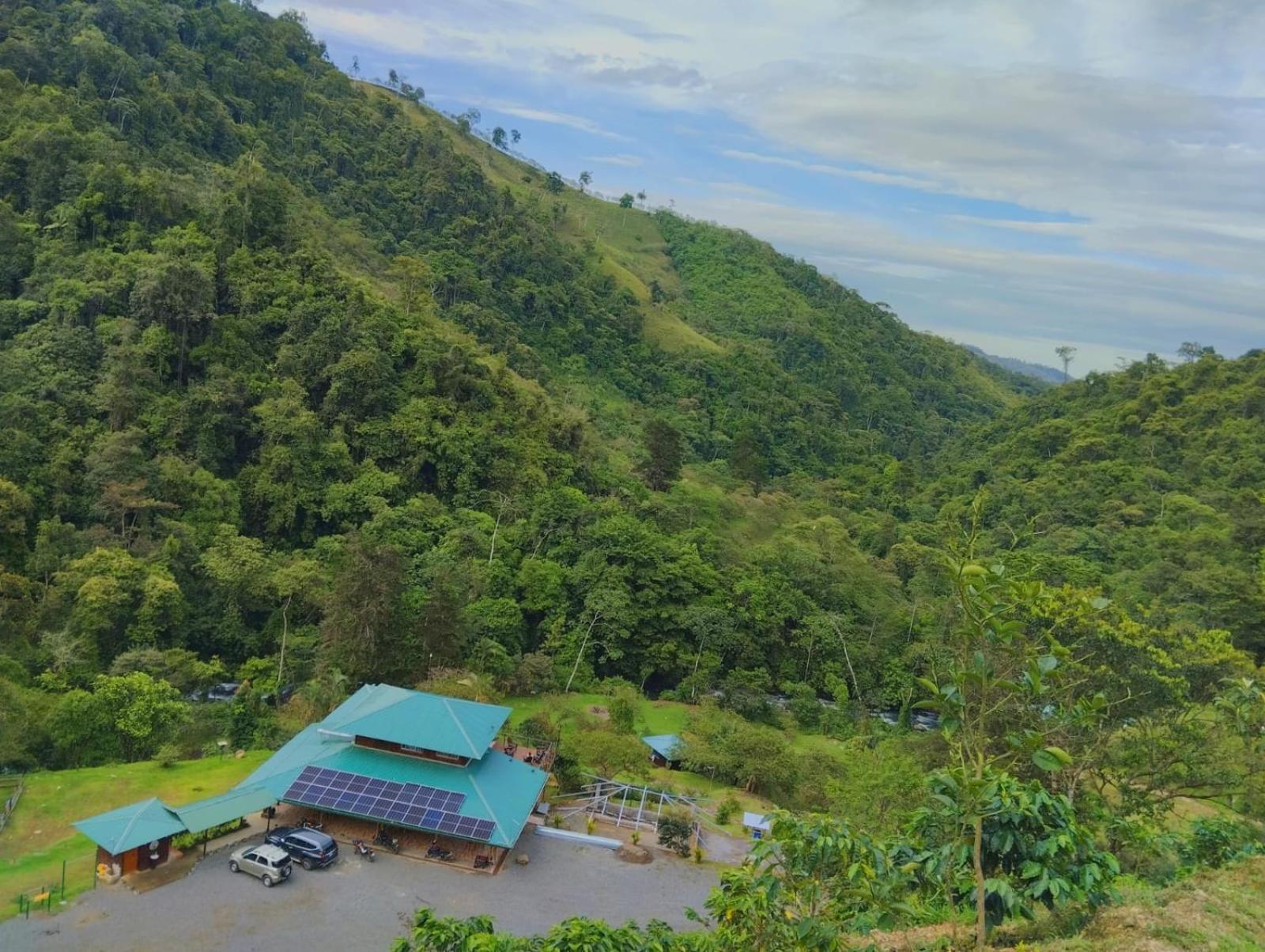 Hotel Rivel - Restaurant & Nature Retreat Turrialba Ngoại thất bức ảnh