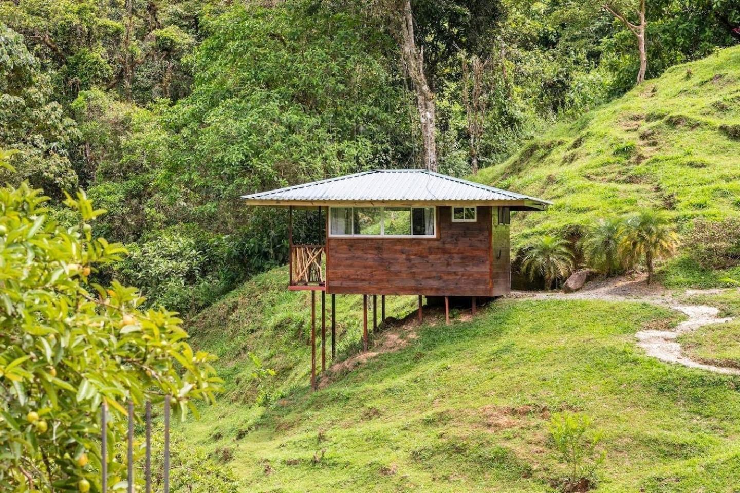 Hotel Rivel - Restaurant & Nature Retreat Turrialba Ngoại thất bức ảnh