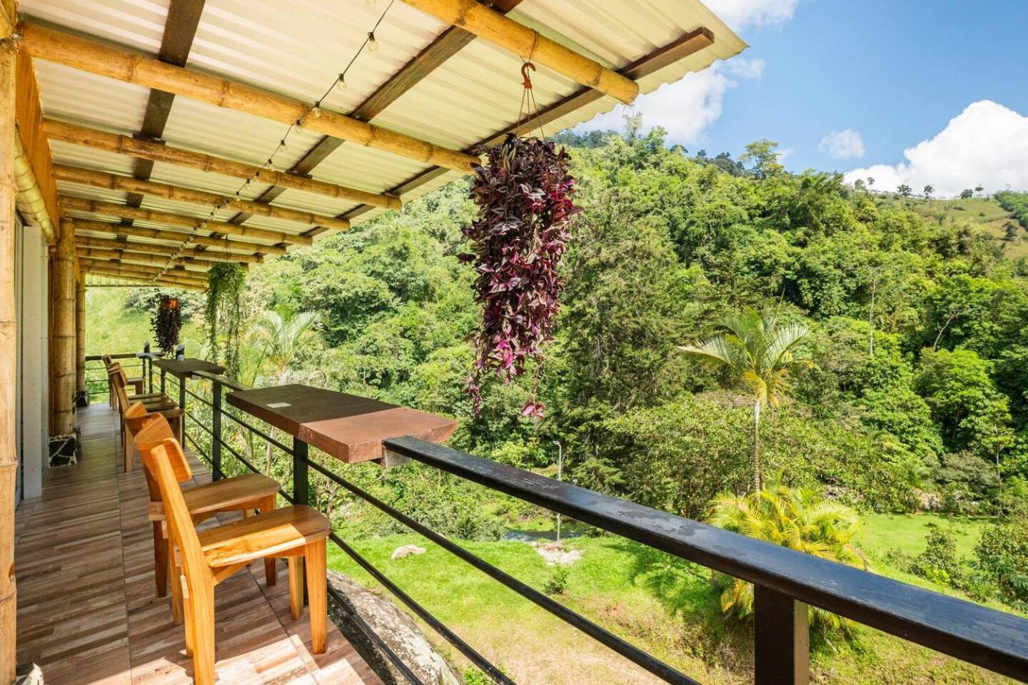 Hotel Rivel - Restaurant & Nature Retreat Turrialba Ngoại thất bức ảnh