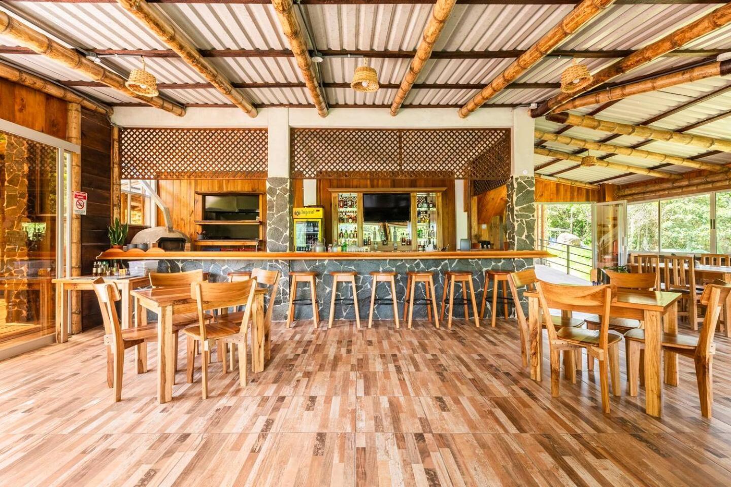 Hotel Rivel - Restaurant & Nature Retreat Turrialba Ngoại thất bức ảnh