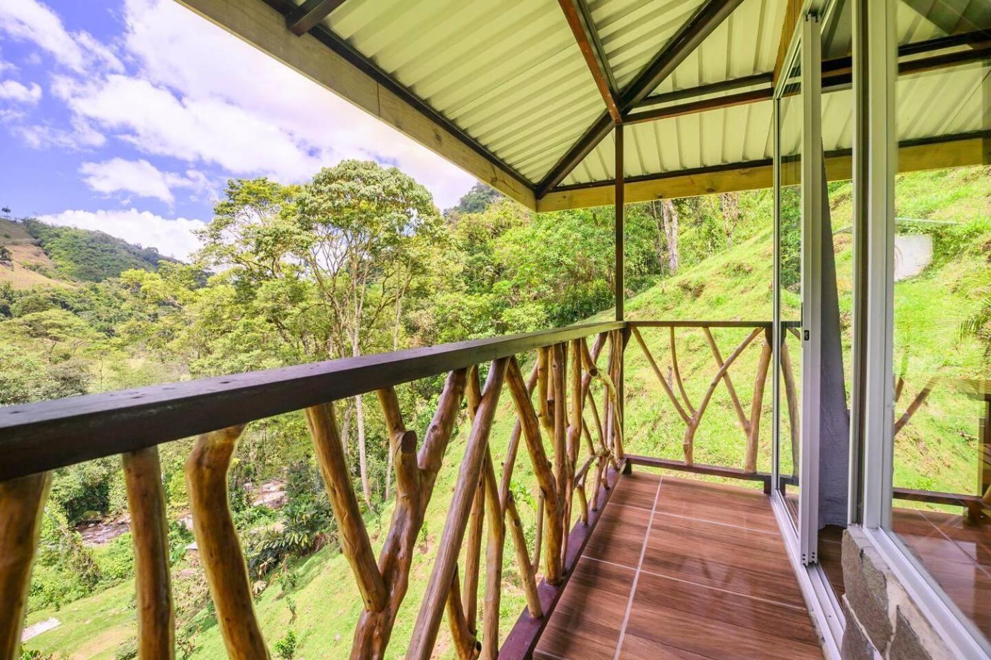Hotel Rivel - Restaurant & Nature Retreat Turrialba Ngoại thất bức ảnh